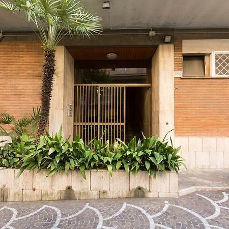 ローマ Bed A San Pietro Bed & Breakfast エクステリア 写真
